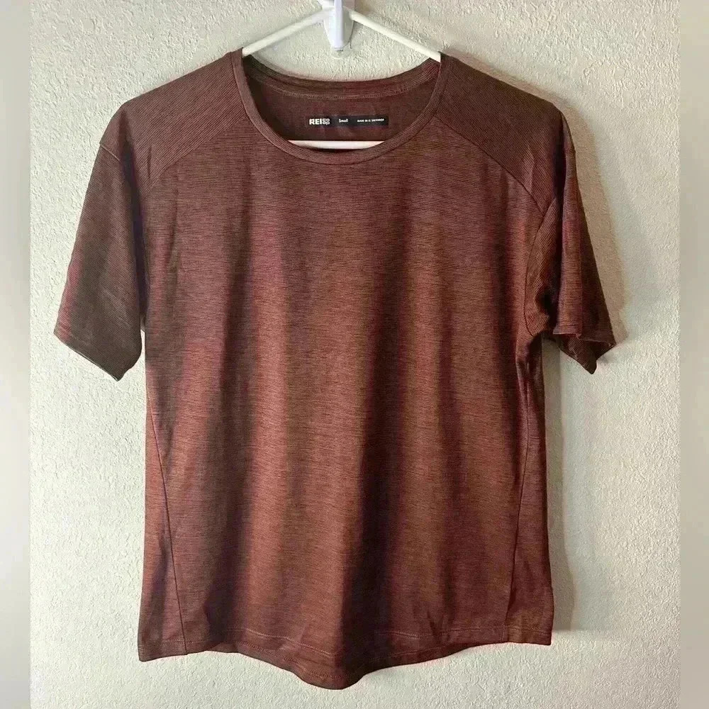 REI brown striped tee shirt sz S
